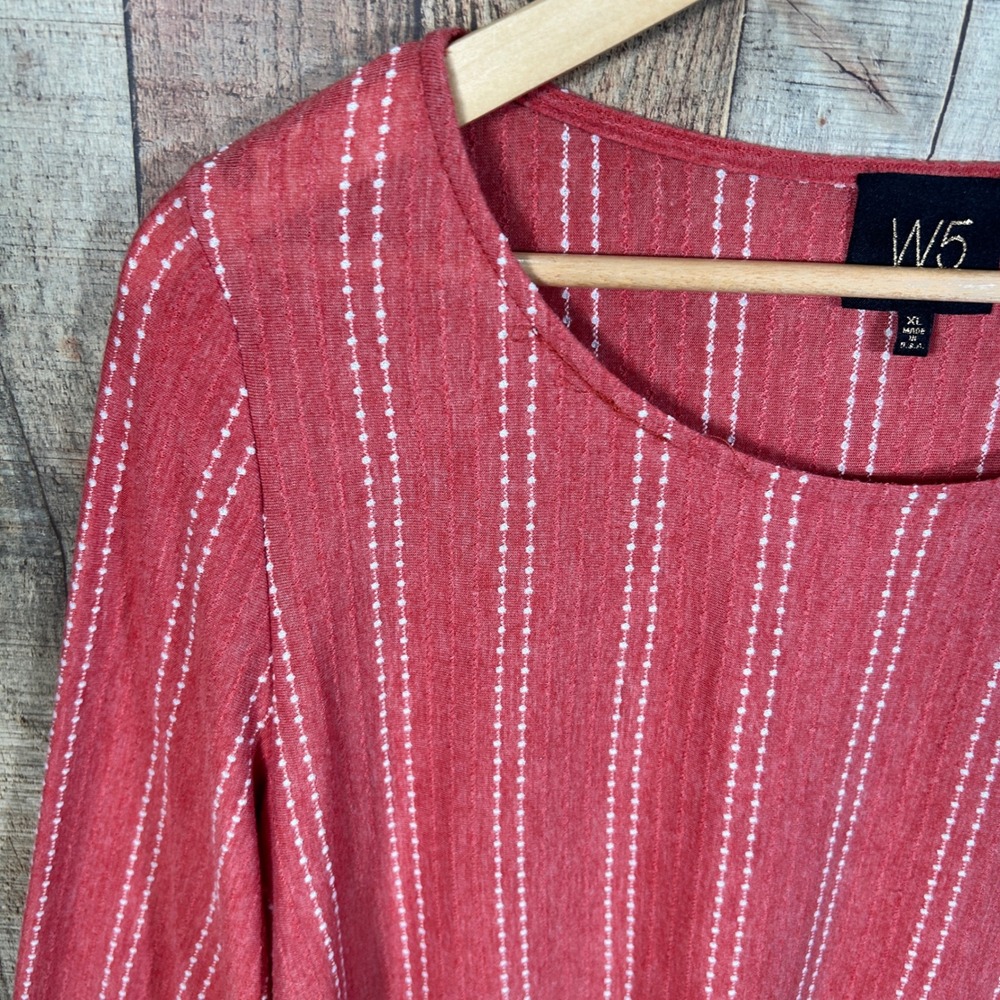 W5 Soft Red White Dotted Stripe Ruffle Sleeve Blouse Top XL Lightweight - Picture 4 of 6